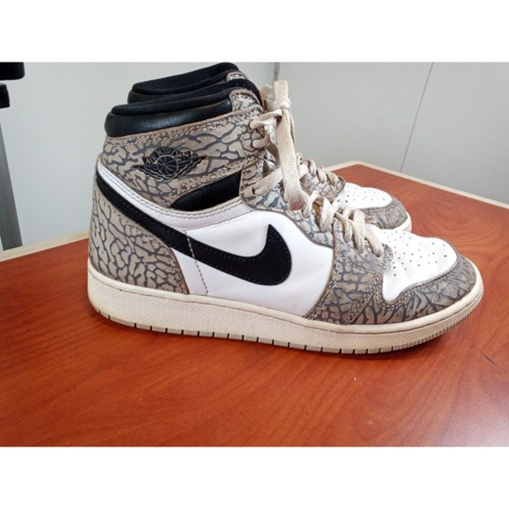 Nike Air Jordan‎ 1 Retro High OG White Cement Size 6.5Y Or Women's 8